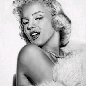 Meet your Posher, Staci